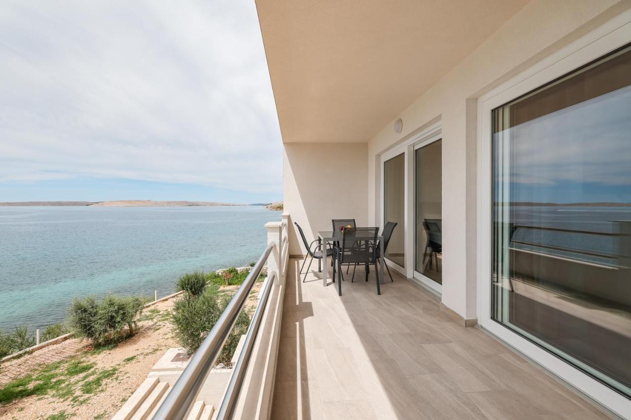 Beachfront Apartments Tic With Seaview Miletici Esterno foto