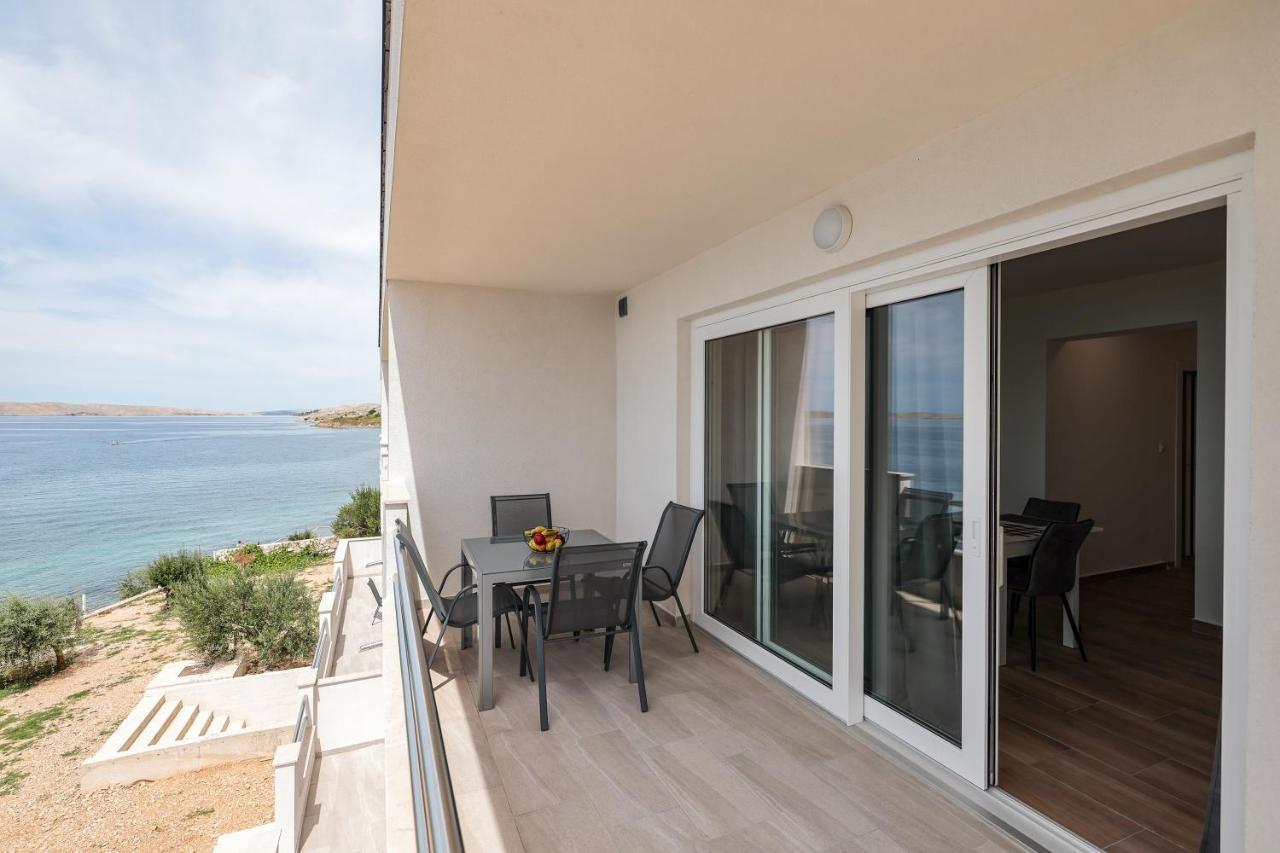 Beachfront Apartments Tic With Seaview Miletici Esterno foto