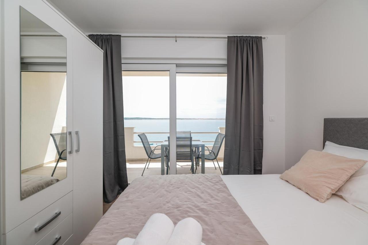 Beachfront Apartments Tic With Seaview Miletici Esterno foto