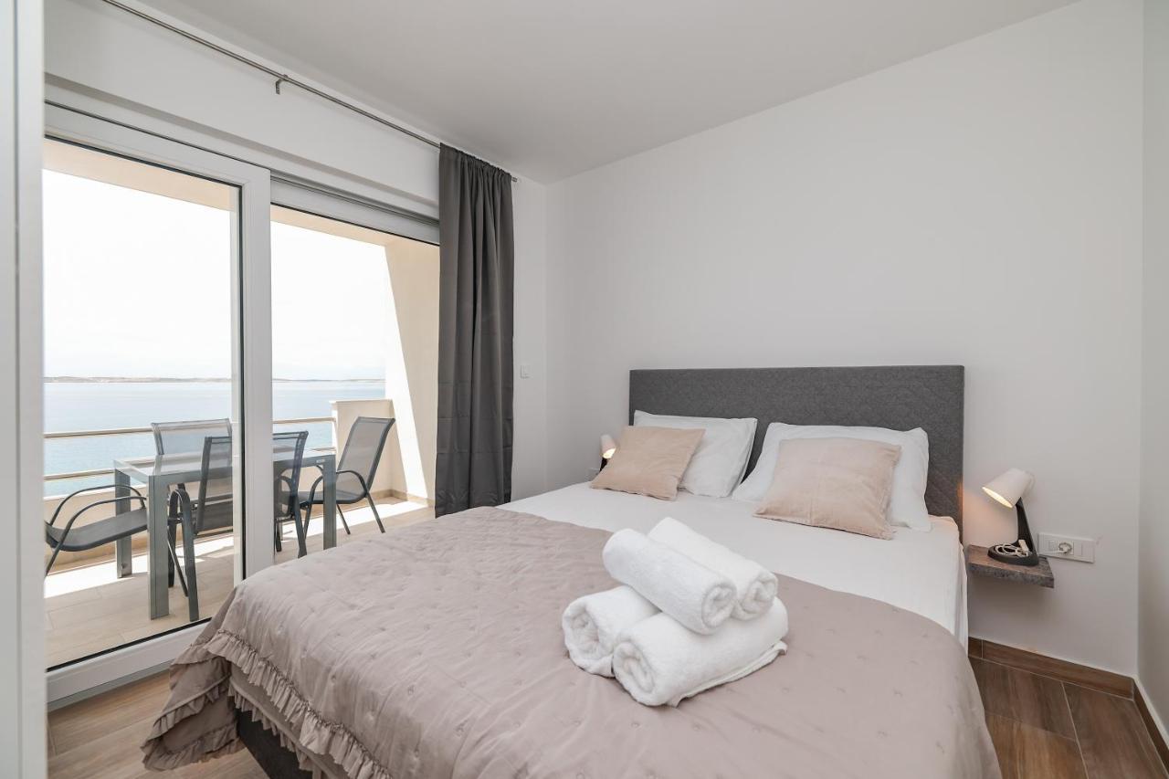 Beachfront Apartments Tic With Seaview Miletici Esterno foto