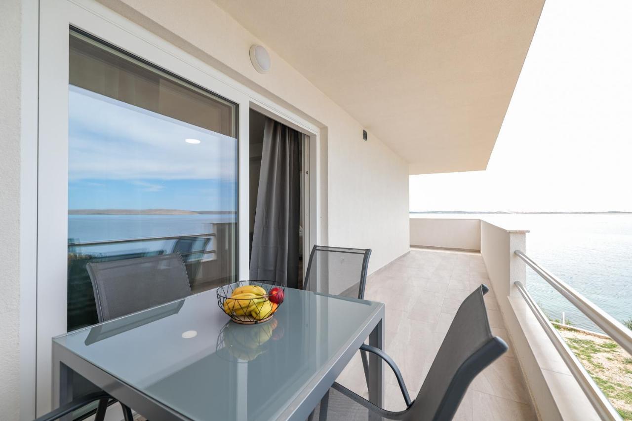 Beachfront Apartments Tic With Seaview Miletici Esterno foto