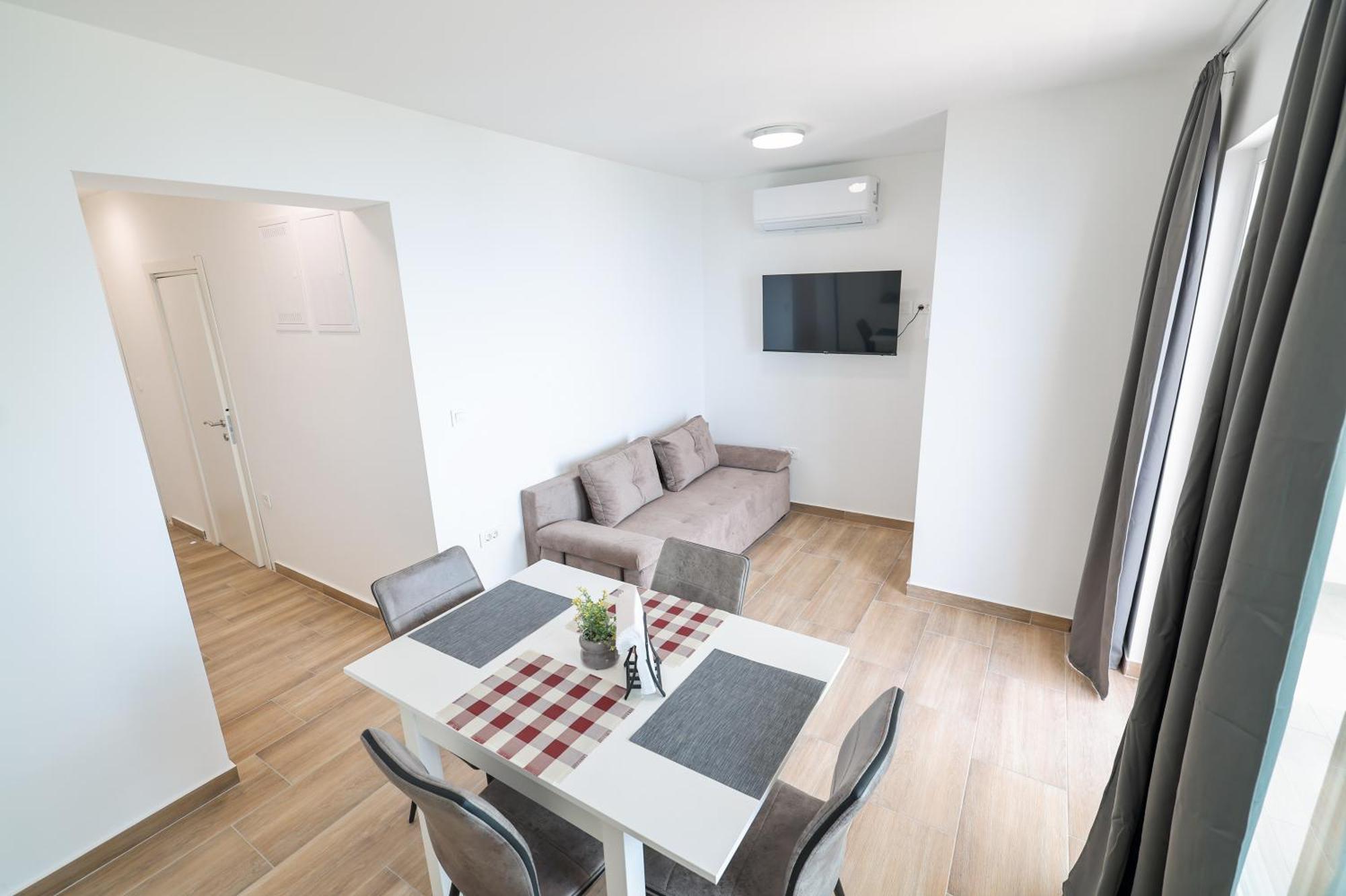 Beachfront Apartments Tic With Seaview Miletici Esterno foto