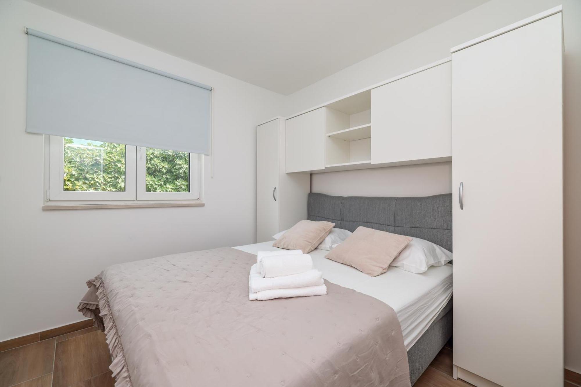 Beachfront Apartments Tic With Seaview Miletici Esterno foto