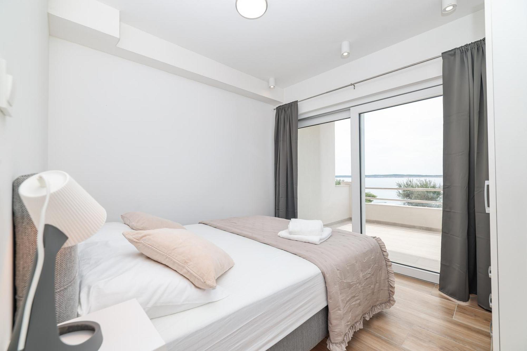 Beachfront Apartments Tic With Seaview Miletici Esterno foto